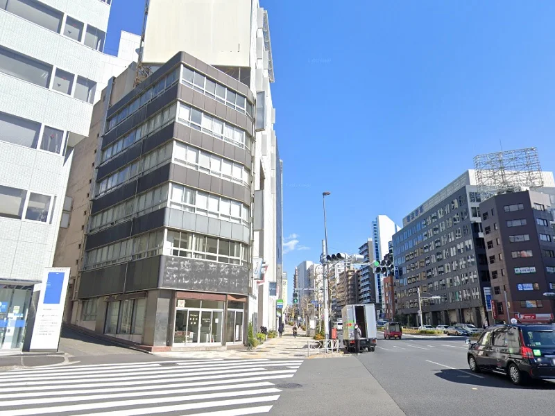 五反田のスケルトン店舗物件の外観