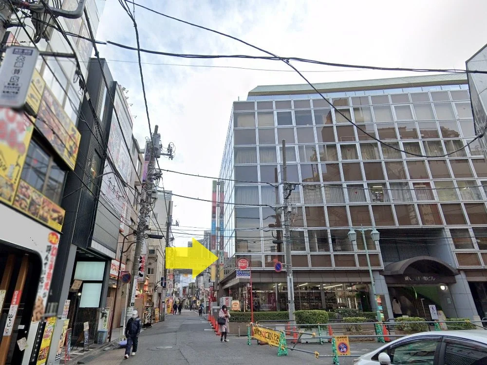 船橋のスケルトン店舗物件の外観