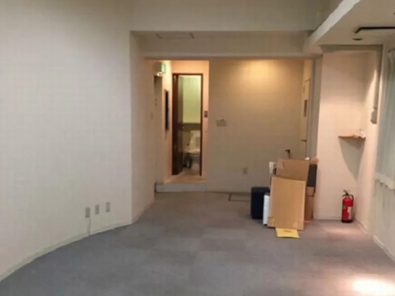 市ケ谷の事務所仕様店舗物件の内装