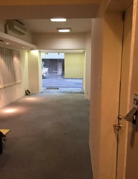 市ケ谷の事務所仕様店舗物件の内装