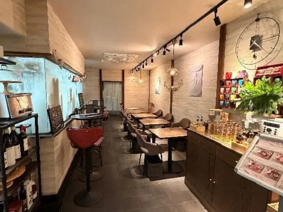 大森海岸の居抜き店舗の内装