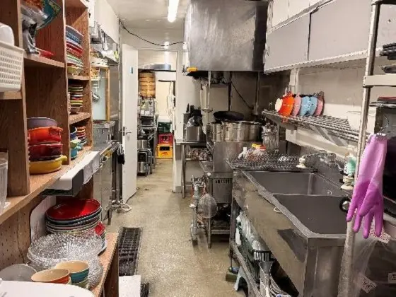 大森海岸の居抜き店舗の厨房