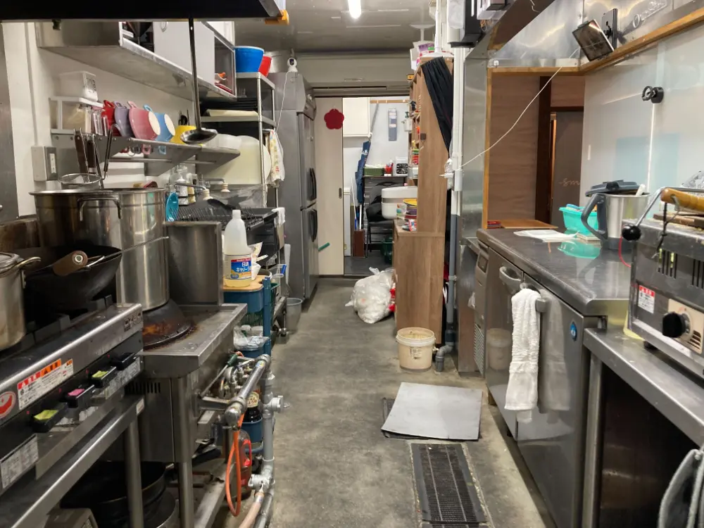 大森海岸の居抜き店舗の厨房