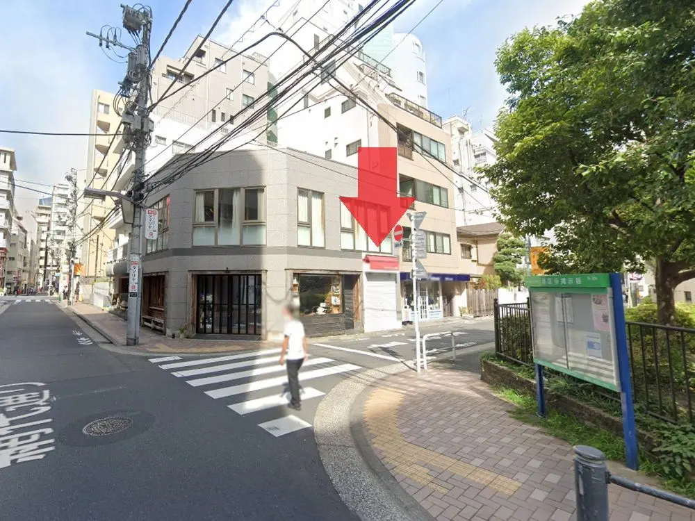 麻布十番のスケルトン物件の外観