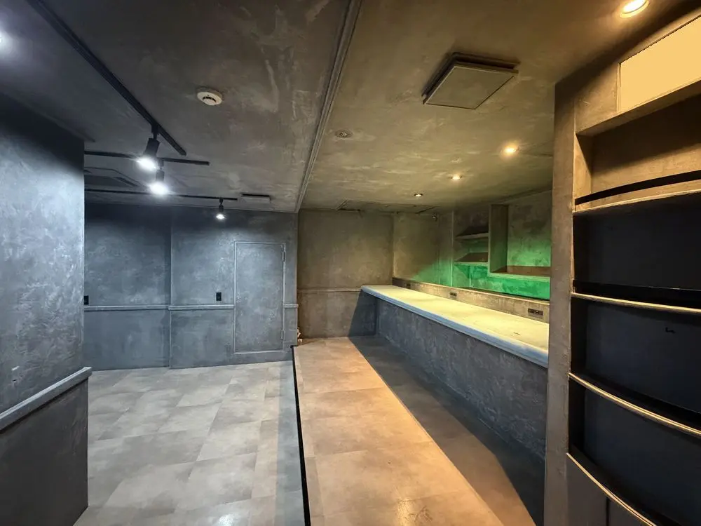 横須賀中央の居抜き店舗の内装