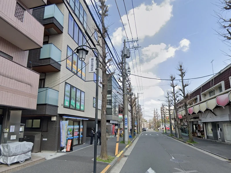 貸店舗(スケルトン)の外観