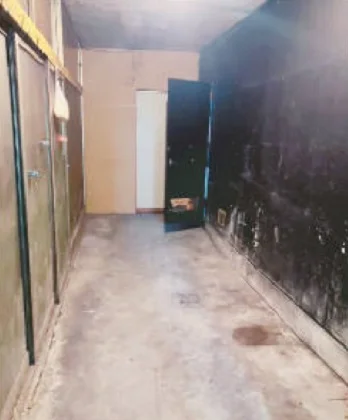 本厚木のスケルトン店舗物件の内装