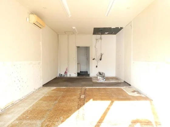 等々力のスケルトン物件の内装