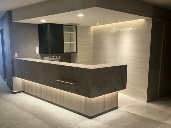 泉岳寺の医院居抜きの内装