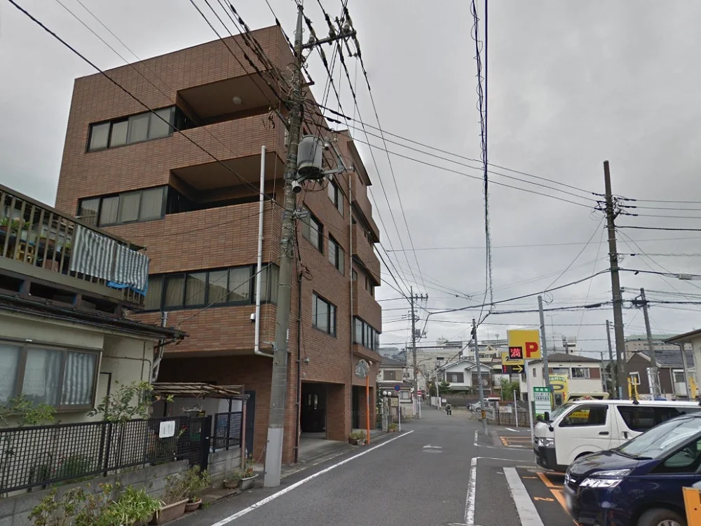 貸店舗(スケルトン)の外観