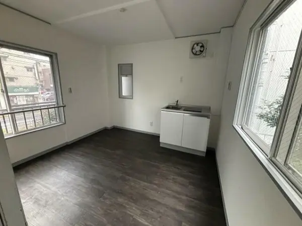 荻窪の事務所仕様物件の内装