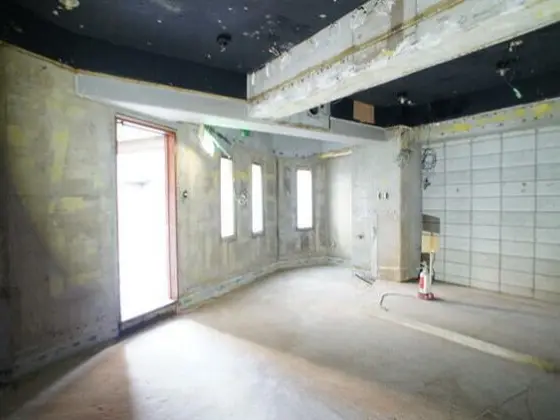 雑色のスケルトン物件の平面図