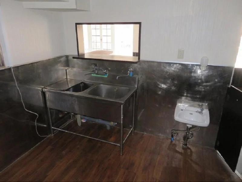 みずほ台の居酒屋居抜きの厨房