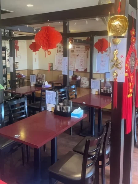 中華料理の居抜き物件の内装