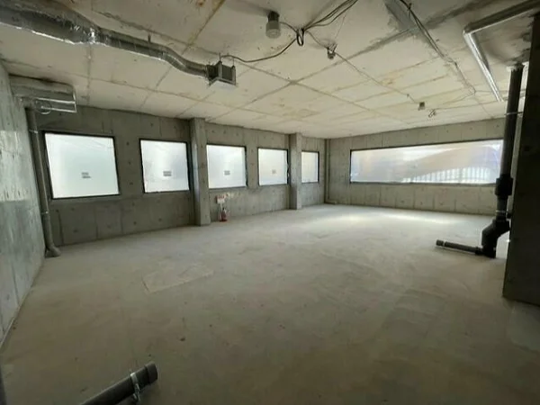 長原のスケルトン物件の内装