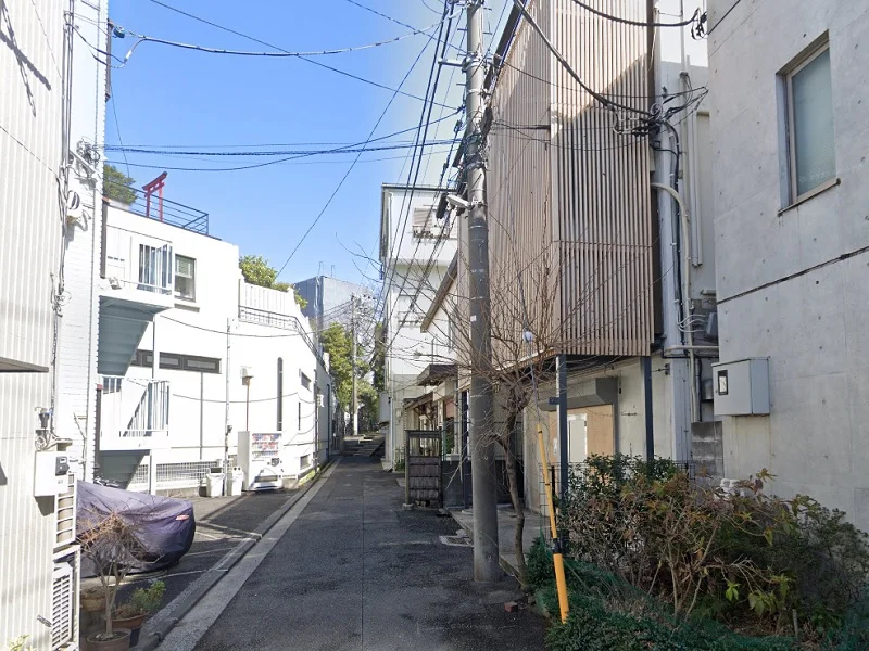 貸店舗(スケルトン)の外観