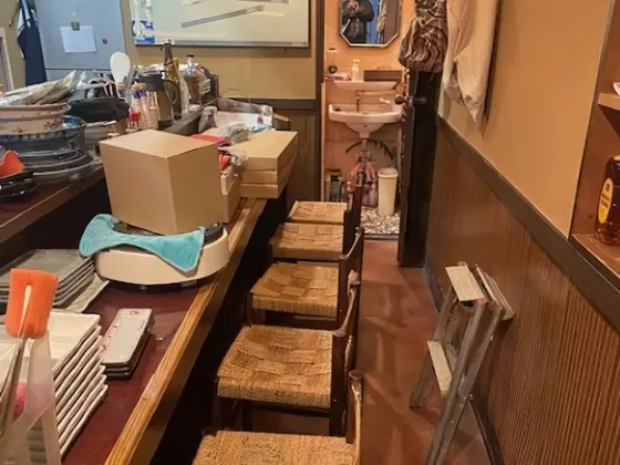 神保町の居抜き店舗の内装