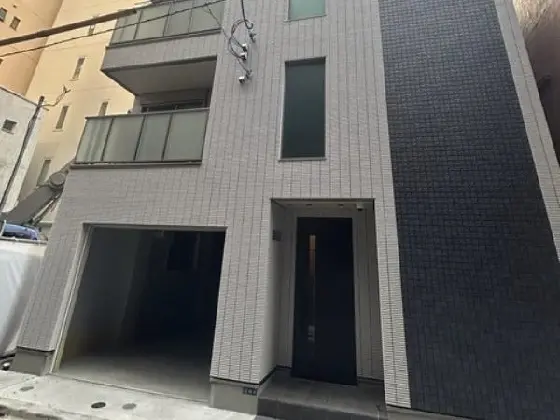 八丁堀のスケルトン物件の外観