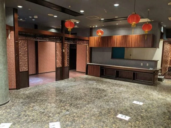 中華料理の居抜き物件の内装