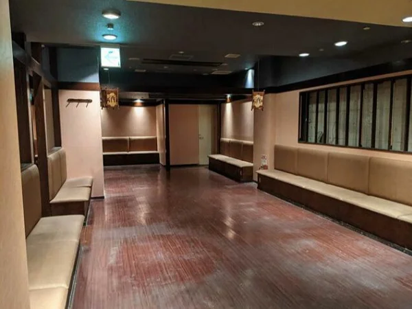 中華料理の居抜き物件の内装