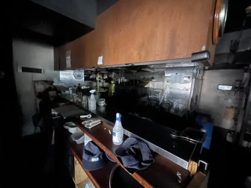 高島平の焼肉屋居抜きの厨房