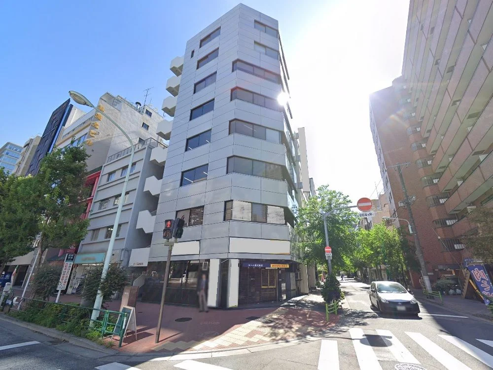 貸店舗(スケルトン)の外観