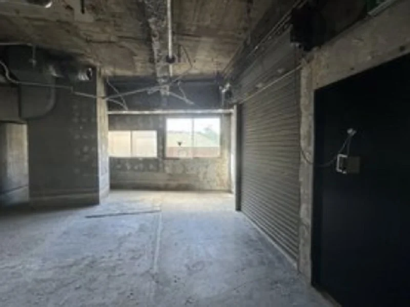 貸店舗(スケルトン)の内装