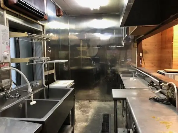 湘南台のテイクアウト居抜きの厨房