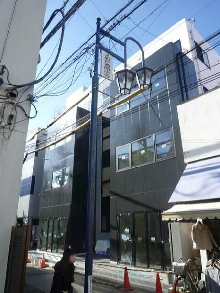 大船のスケルトン店舗物件の外観