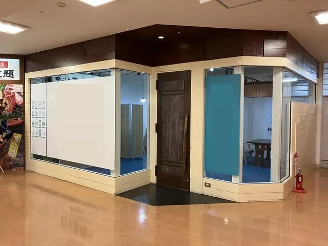 南柏のスケルトン物件のエントランス