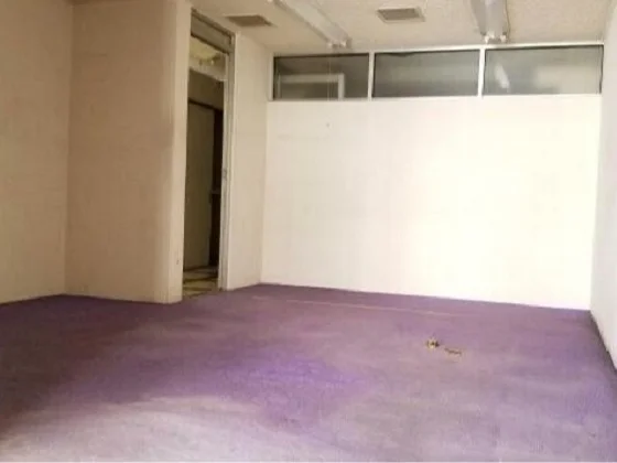 読売ランド前の事務所仕様店舗物件の内装