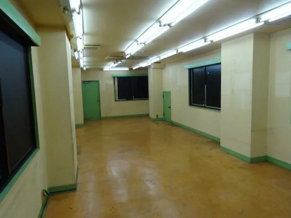 向ヶ丘遊園の事務所仕様物件の内装