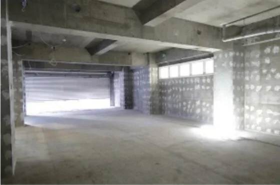 貸店舗(スケルトン)の内装