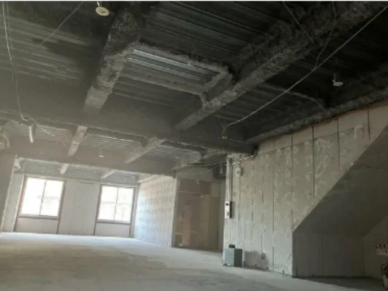 貸店舗(スケルトン)の内装