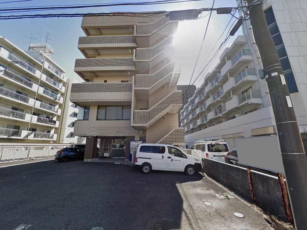 貸店舗(スケルトン)の外観