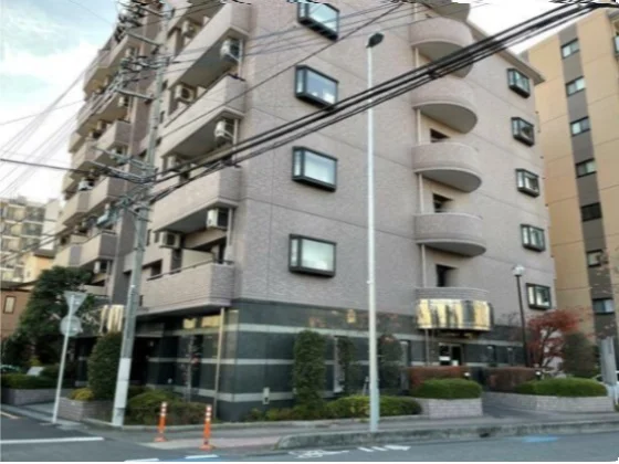 土呂のスケルトン店舗物件の外観