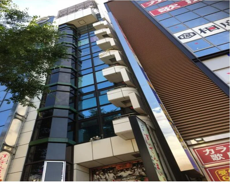 貸店舗(スケルトン)の外観