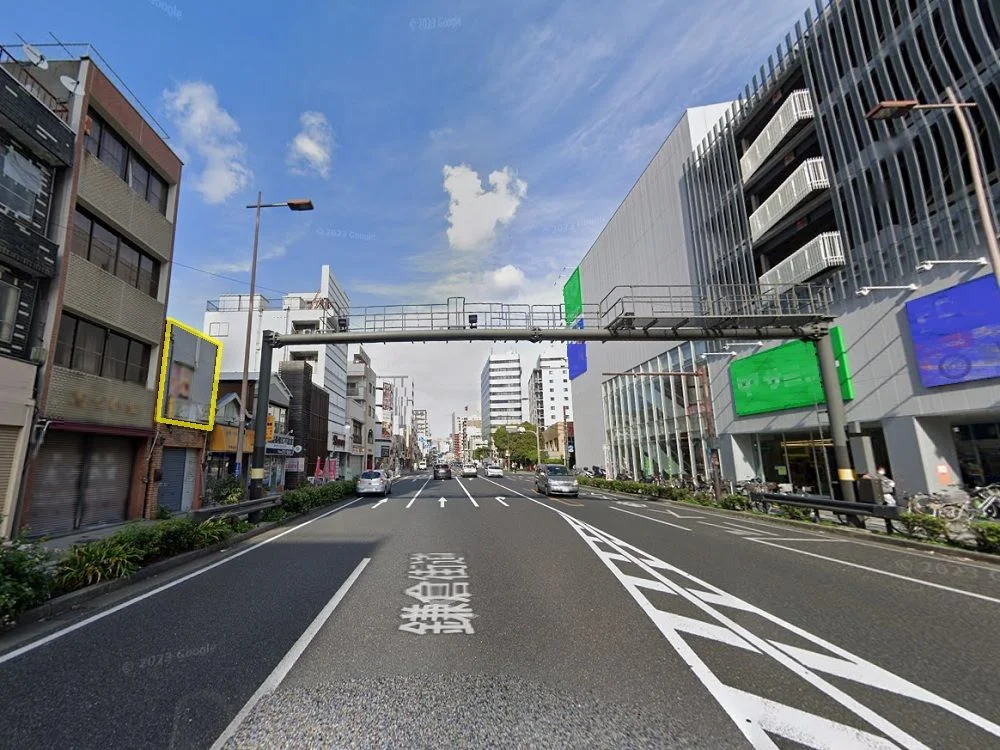 貸店舗(スケルトン)の外観