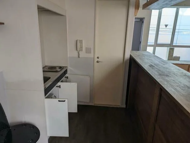 渋谷の事務所仕様店舗物件の内装