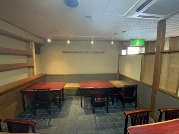 本厚木の居酒屋居抜きの内装