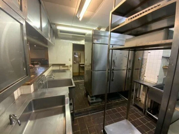 本厚木の居酒屋居抜きの厨房