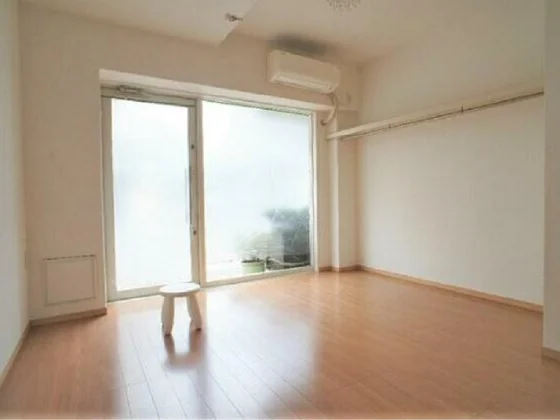 貸店舗(事務所仕様)の内装