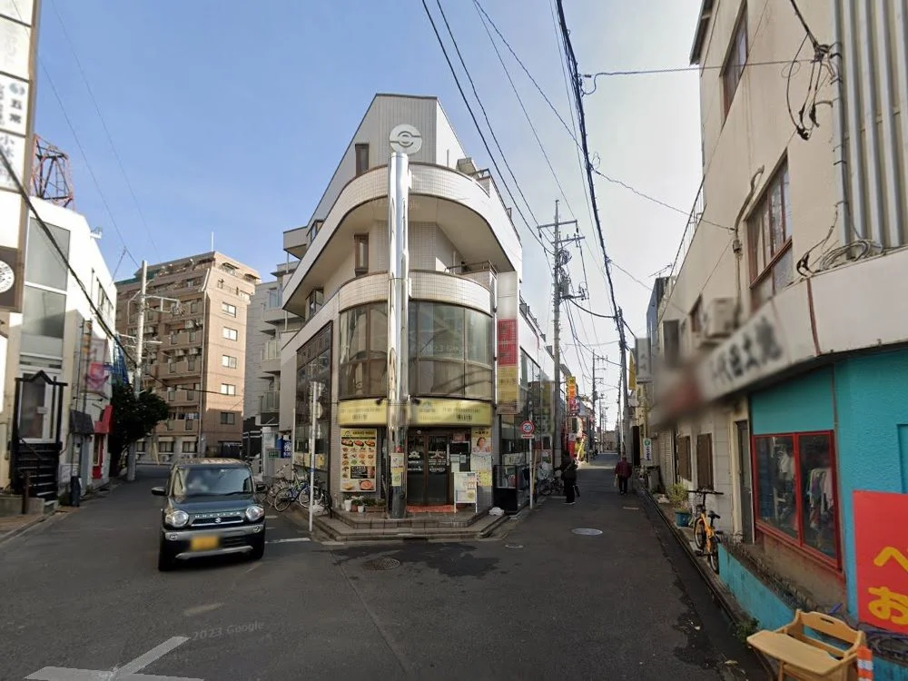 谷保のスケルトン店舗物件の外観