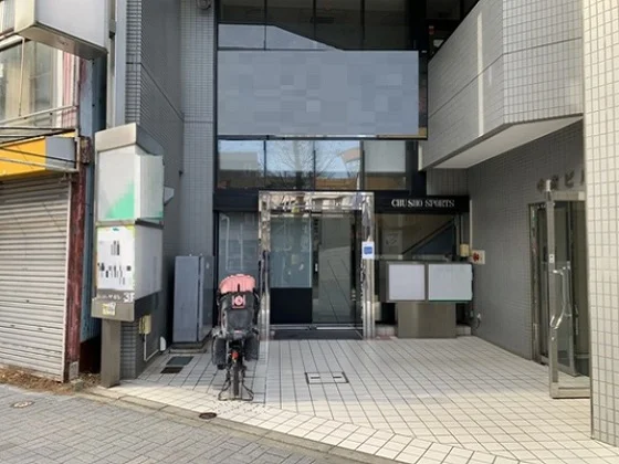 貸店舗(スケルトン)の外観