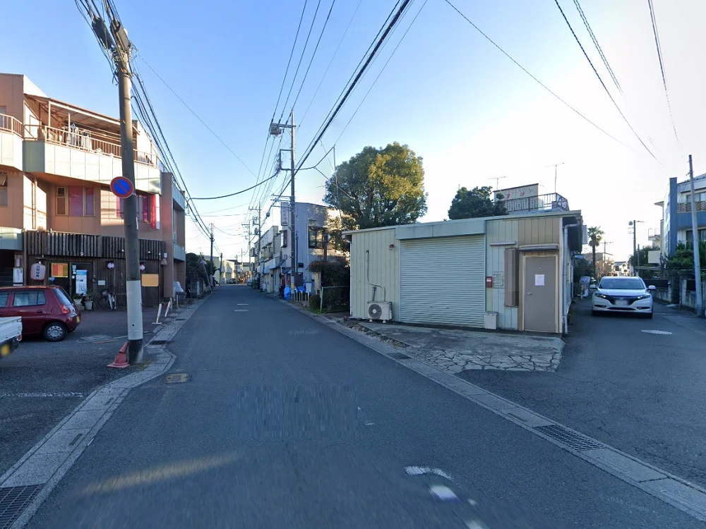 貸店舗(スケルトン)の外観