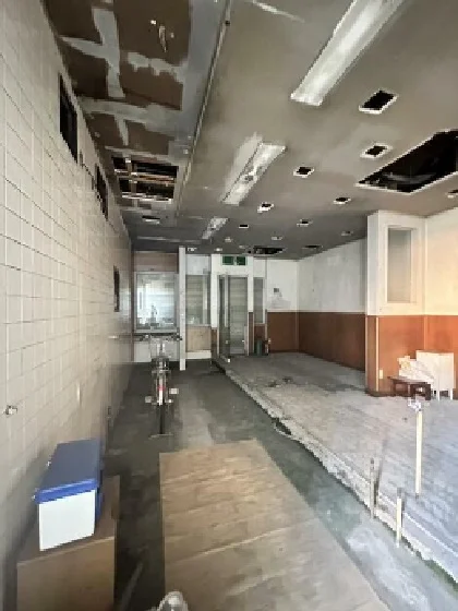 貸店舗(スケルトン)の内装