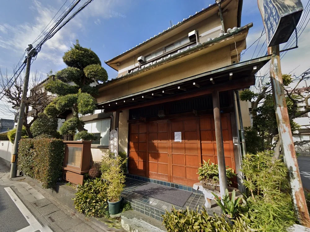 与野本町の焼肉屋居抜きの外観