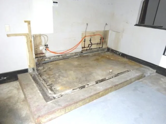 蕨の居抜き店舗の内装