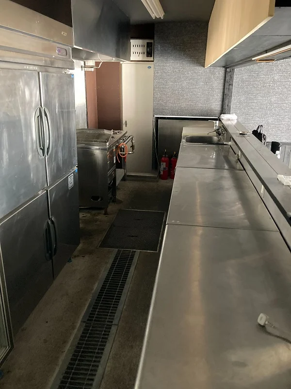 東所沢の居抜き店舗の厨房