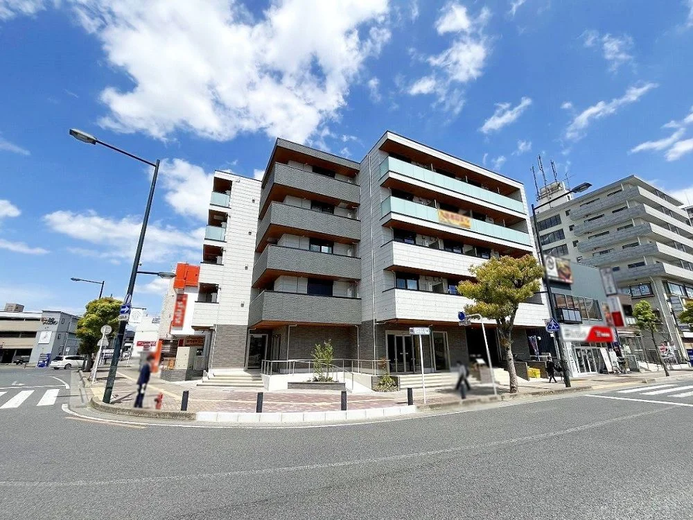 せんげん台のスケルトン店舗物件の外観